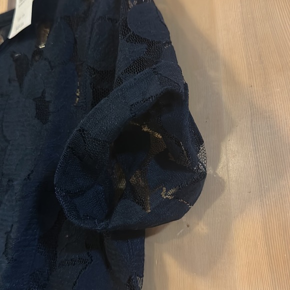 Abercrombie top - Picture 4 of 4